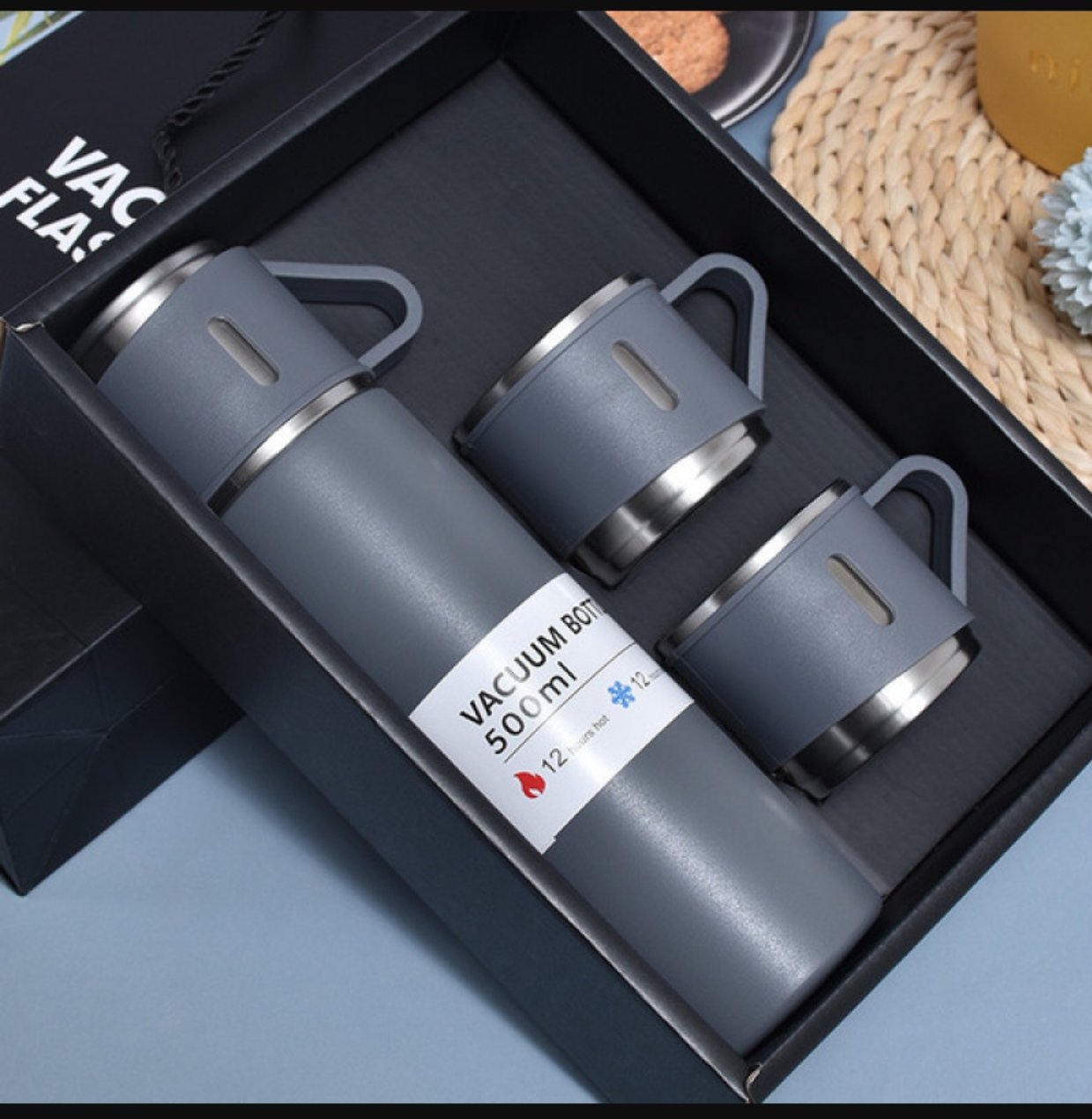Vacuum Flask Set with 2 Cups Gray Color